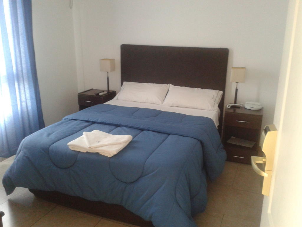 Morada Suites Campana Room photo