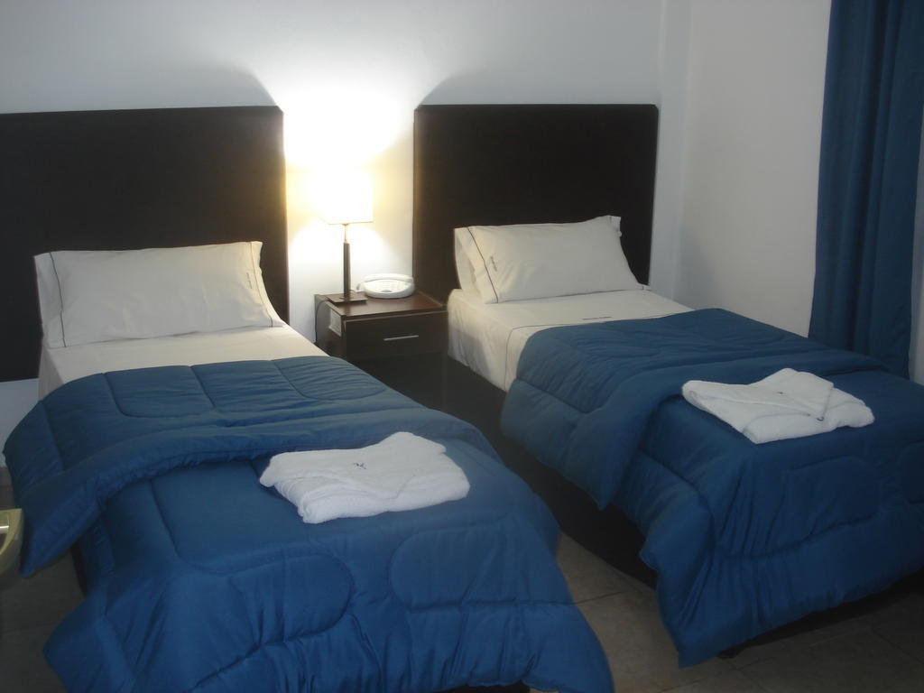 Morada Suites Campana Room photo